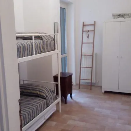 Lägenhet Eden House